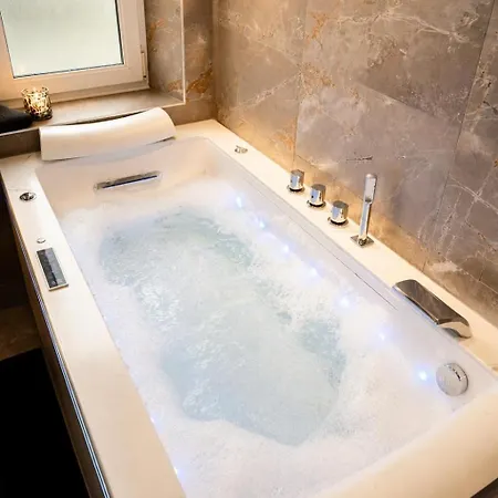 Cosy & Balneo A 4 Personnes Lejlighed *